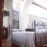 Couette-café Alba 4*