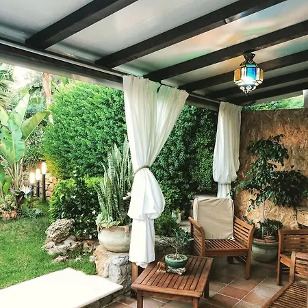 לינה וארוחת בוקר Alba