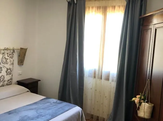 Nocleg ze śniadaniem Alba 3*