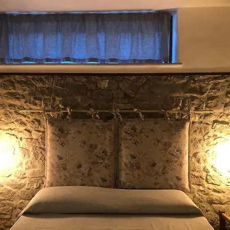 Alba Bed & Breakfast *